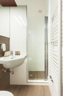 Hotel Atlantic Vista Mare - Pesaro - 5