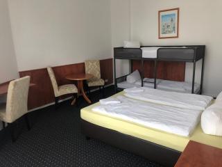Hotel-Pension Adamshof - Berlin - 6