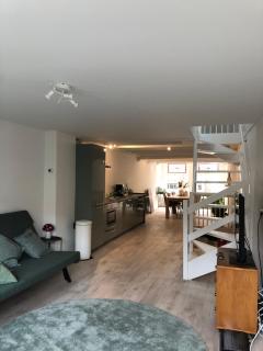 LUXE TOPLOCATIE! Monument hartje centrum Dordrecht, 2 badkamers, 2 keukens, tuintje (10 personen) - Dordrecht - 2