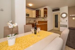 Luxury 1 bedroom App Center&balcony FREE PARKING - 7