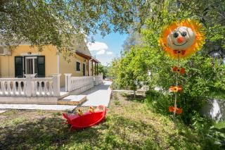 Karia Holiday Home - Lefkimmi - 8