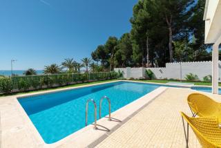 Preciosa villa con piscina, jardín y vistas al mar WIFI - 8