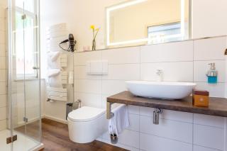 Villa Sachsenhof - Pension mit Frühstück - nur 700m vom Gesundheitsbad ACTINON - Bad Schlema - 5