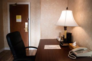 Royal Inn and Suites at Guelph - Guelph - 2