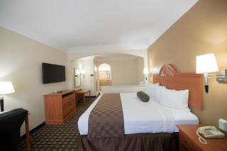 Motel 6-Tyler, TX - 5