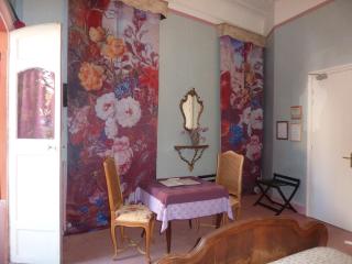 Hôtel du Fiacre - Carpentras - 1