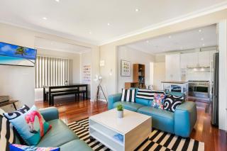 The Bud House - Rosebud - 7