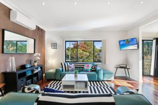 The Bud House - Rosebud - 8