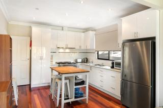 The Bud House - Rosebud - 9