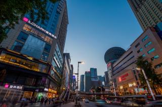 Echarm Hotel (Chengdu Chunxi Road Pedestrian Street) - 8