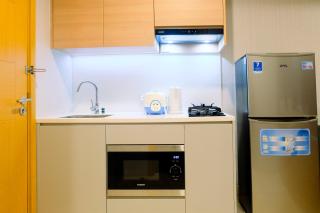 Homey Studio Room at Capitol Suites By Travelio - 3