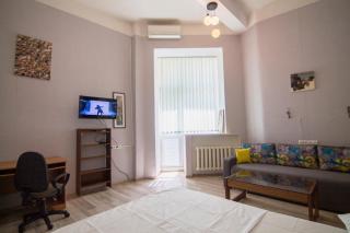 Art Apartment in Maidan - Kiev - 5