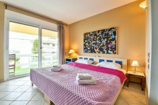 Beachside Bungalows - Athens - 4