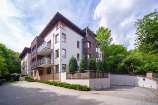 Beachfront Apartment Haga with Free Parking by Noclegi Renters - 9