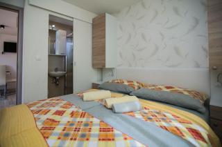 Mobile Homes Pine Tree - Dobropoljana - 7
