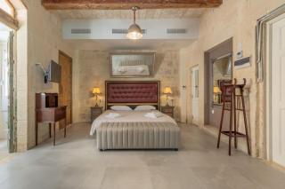 Luciano Al Porto Boutique - La Valletta - 2