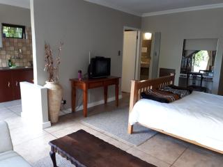 Mooring House - Somerset West - 7