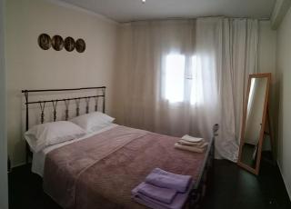 Near Airport And metropolitan Artemis George Cozy Home - Artemida - 2