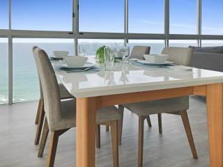 Air On Broadbeach - Stunning Ocean Views! - Gold Coast - 3