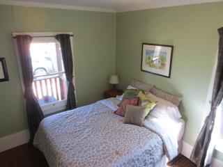 Historic Santa Rosa Cottage - 1
