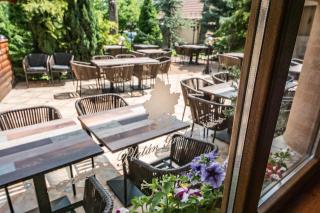 Platan Garden Rooms & Restaurant - Hajdúszoboszló - 3