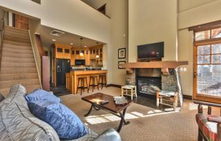 Miners Club 3 Bedroom Loft by Canyons Village Rentals MC10A - 4