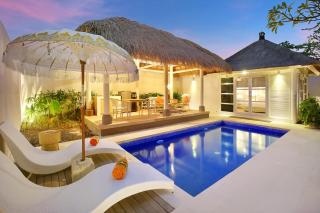 HARRIS Hotel & Residences Sunset Road - Kuta - 1