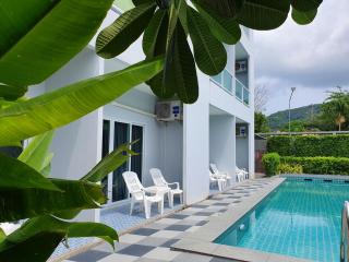 Big Buddha Hillside Hotel - Phuket - 6