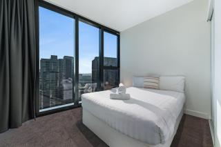 City View 2-Bedroom 2-Bathroom Apartment in Southbank Near Crown Casino & Convention Centre - 7