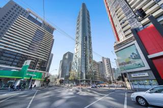 City View 2-Bedroom 2-Bathroom Apartment in Southbank Near Crown Casino & Convention Centre - 4