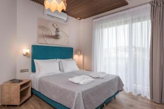 Aequor Luxury Rooms & Apartments - Kato Daratso - 3