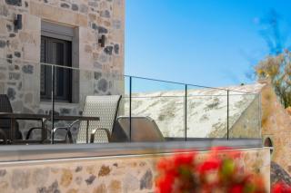 Marilena Natural Stone House, By Hellocrete - Pigi - 9
