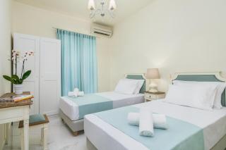 Ianthe Home - Adamas - 2