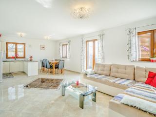 Apartment Ulika-1 by Interhome - Tar - 4