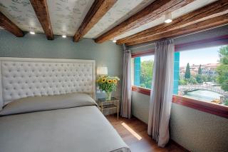 Hotel Santa Chiara - 4