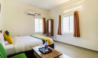 Itsy Hotels Riyas Grand - 1