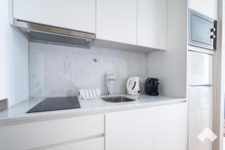 Bright Apartment • Downtown Porto - Porto - 4