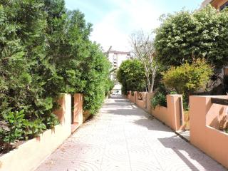 Large Townhouse for a Relaxing Getaway - Mareny Blau - 4
