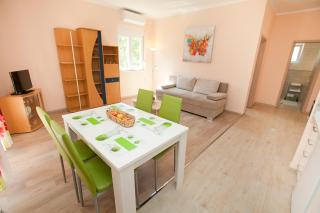 Apartmani Lea - Starigrad-Paklenica - 5