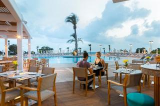 Leonardo Laura Beach & Splash Resort - Paphos - 3