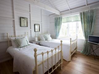 Lligwy Beach Cottage - Penrhos-Lligwy - 4