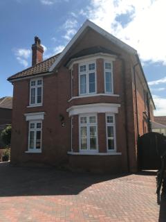 Thornbury Accommodation - Burnham on Sea - 0