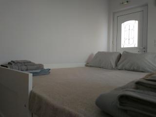 Athani Summer House (Apartments 01 - 02) - Athani - 3