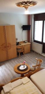 Hotel Restaurant Paelzer-Buwe - Hassloch - 2