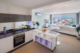 Modern Frontline Puerto Banus Apartment M2 - Marbella - 7