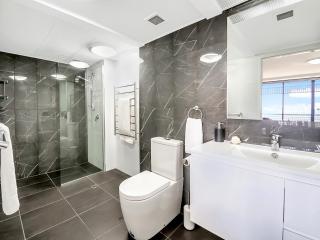 Luxury waterfront sea view apartment - do not book - 2