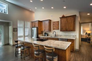 11R Spring Meadow Retreat - Wawona - 2