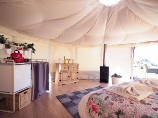Old Dairy Farm Glamping - Emsworth - 9