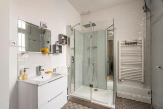 Le cœur de Reims, la mairie et le Boulingrin - 1