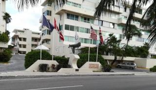 Brisas Beachfront Penthouses - Cancún - 4